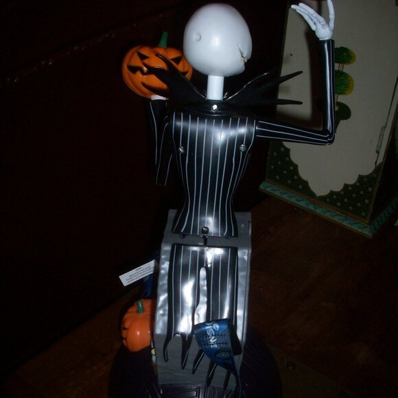 2025 DISNEY PARKS MICKEYS NOT SO SCARY HALLOWEEN JACK Skellington POPCORN BUCKET - Picture 5 of 8
